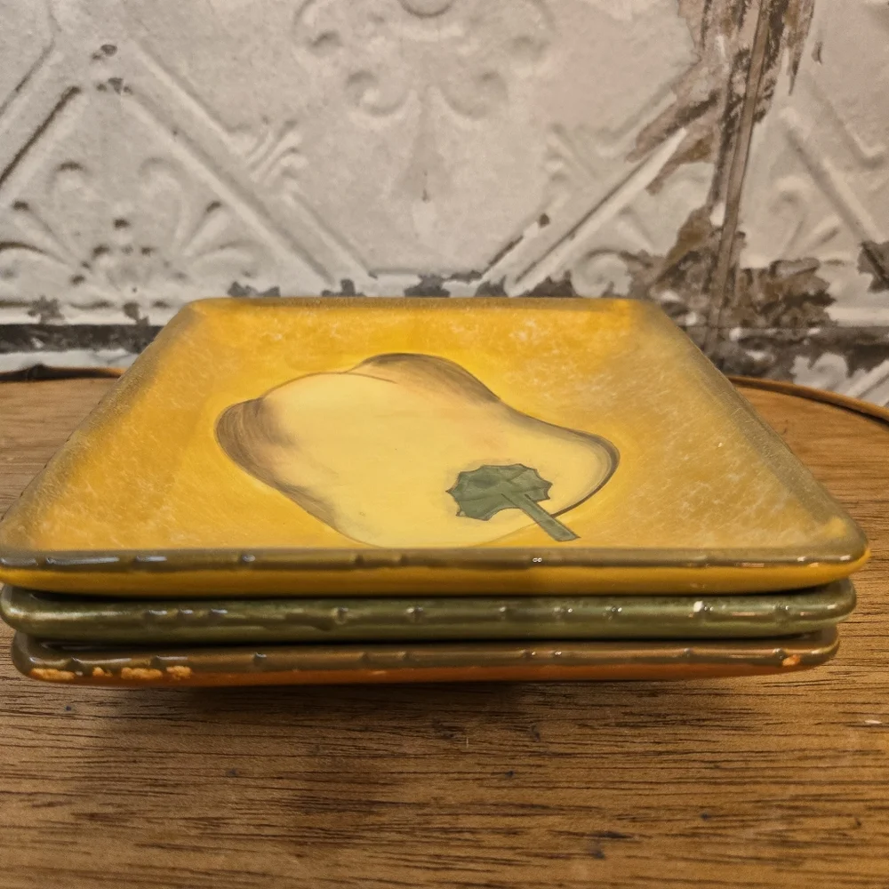 Terra Toscana Clay Art Collection Set of Three Hand-Painted Ceramic Plates Used